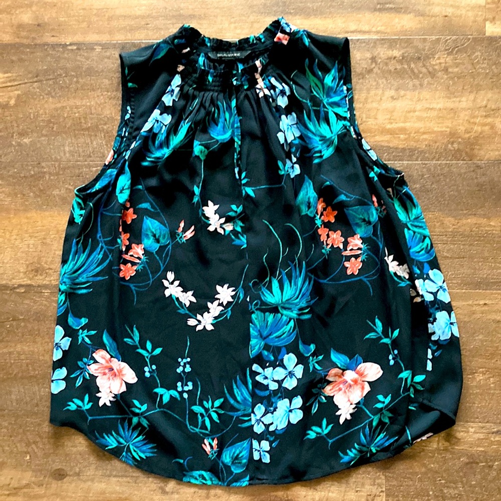 Banana Republic Sleeveless Pleated Floral Top Size S